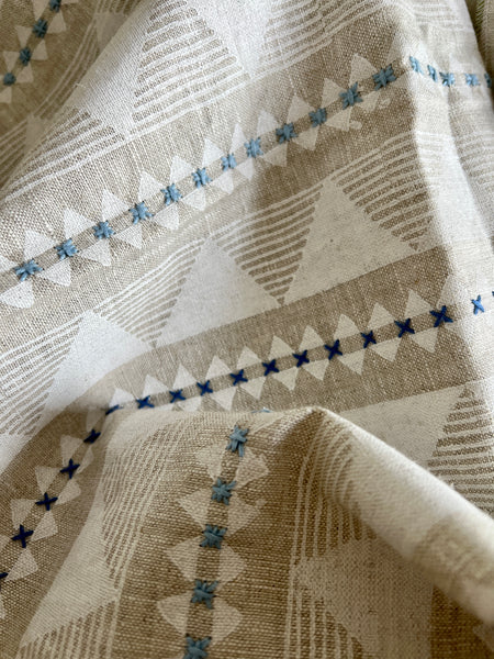 Una White Embroidered Fabric Sample